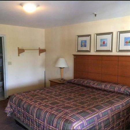 Branford Motel Eksteriør billede