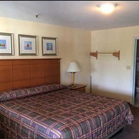 Branford Motel Eksteriør billede